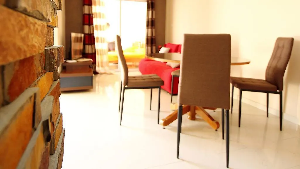Panikos Beach Apartment I Larnaca 0*,  Cipro