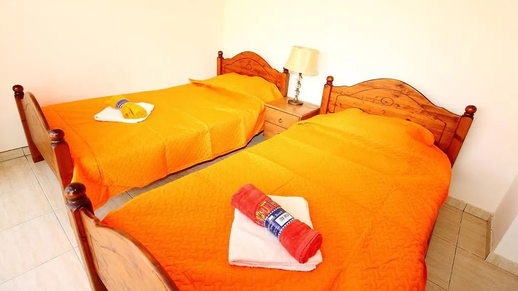 Panikos Beach Apartment I Larnaca